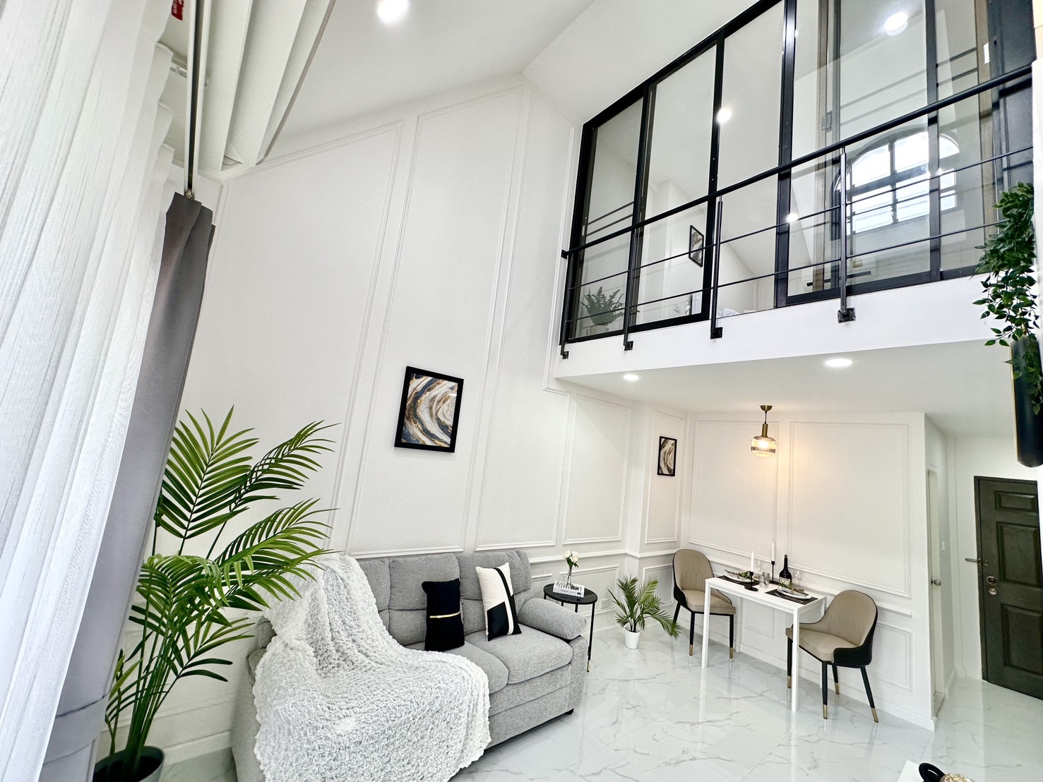 Flip เพิ่มมูลค่าห้อง 2 ชั้น ปิดการขายได้ราคาดีกว่าภายใน 1 ปี